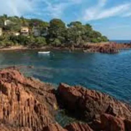 à Saint-raphael Apartamento *