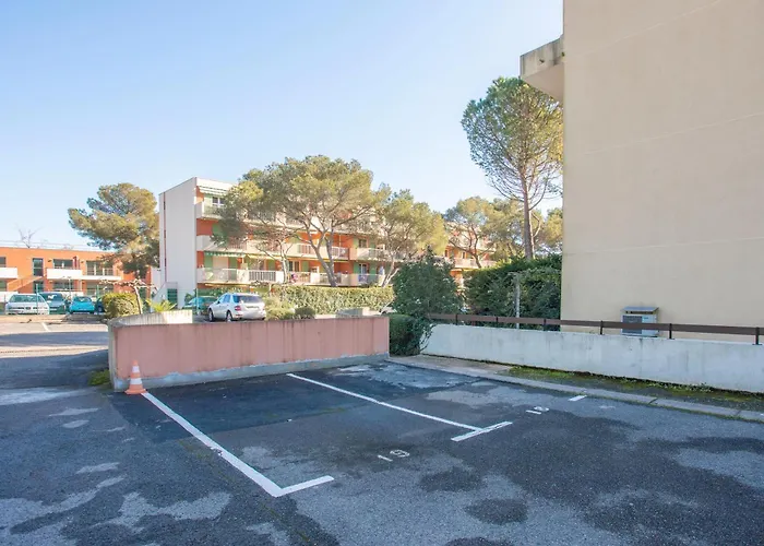 A Saint-raphael Сен-Рафаэль