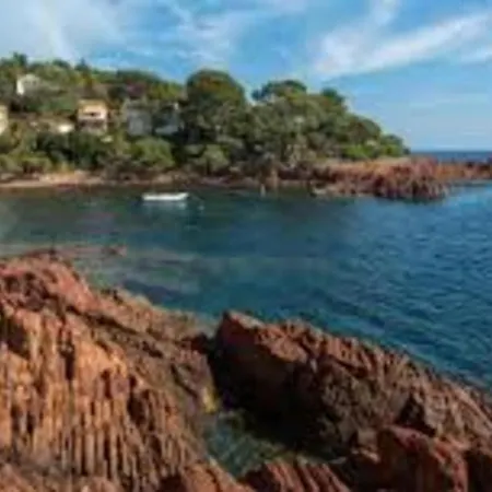 דירה A Saint-raphael *